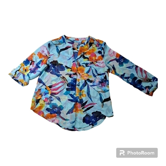 CHICOS Roll Sleeve Split V Neck Sheer Floral Blouse Size 0 - Picture 1 of 12